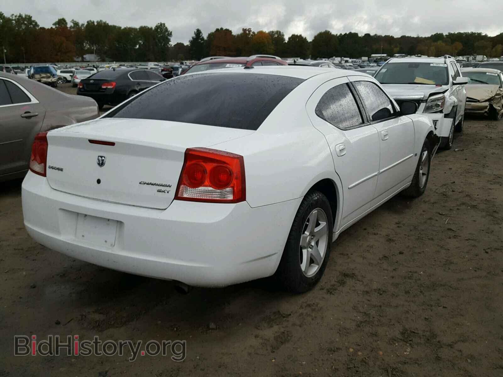 2010 DODGE CHARGER - VIN: 2B3CA3CV2AH302438 - Фото 4