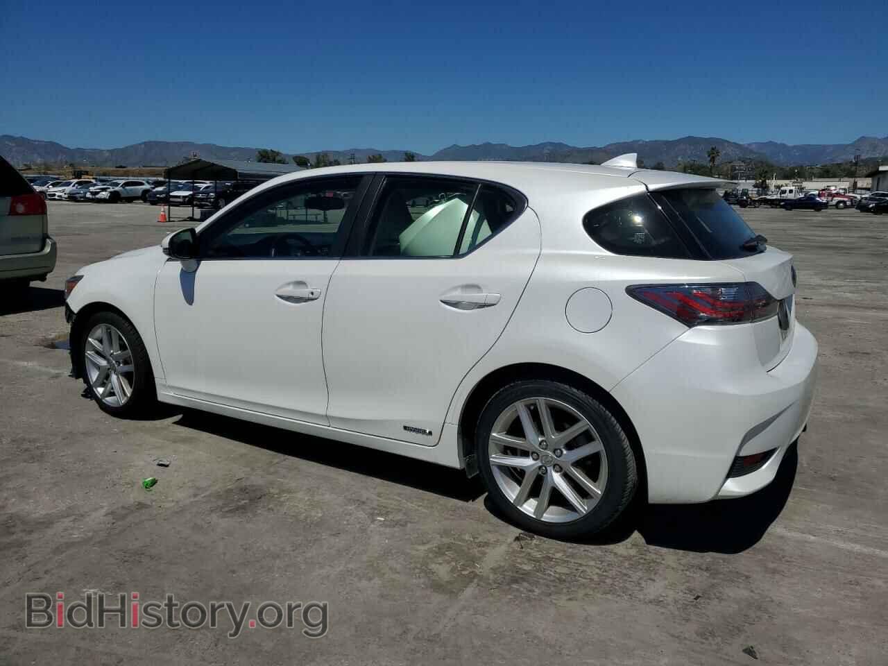 2017 LEXUS CT 200 - VIN: JTHKD5BH3H2280301 - Фото 2