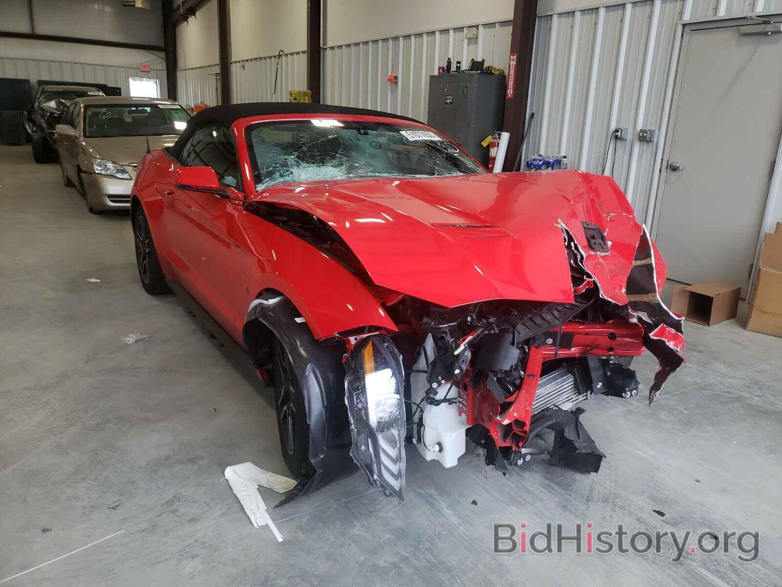 Photo 1FATP8UH6L5143149 - FORD MUSTANG 2020