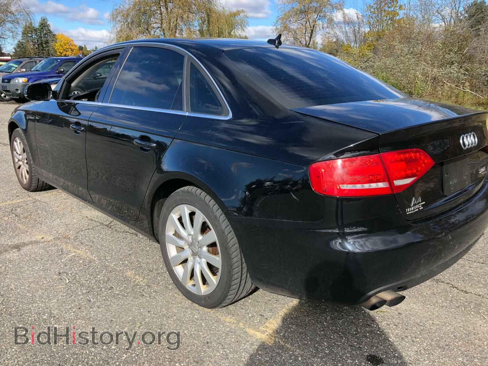 2011 AUDI A4 - VIN: WAUFFAFL9BN045666 - Фото 3