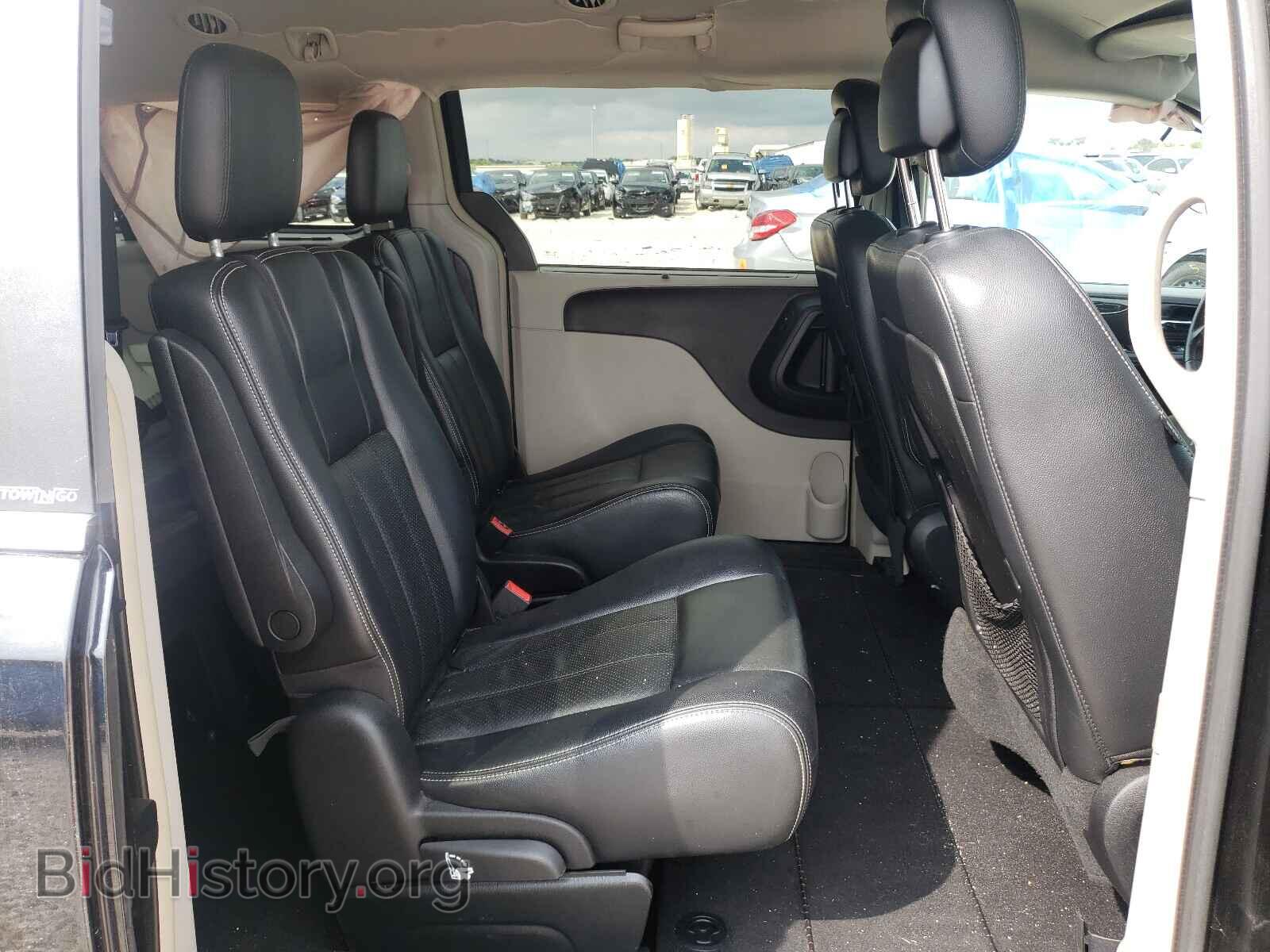 2011 CHRYSLER MINIVAN - VIN: 2A4RR8DG4BR744917 - Photo 6