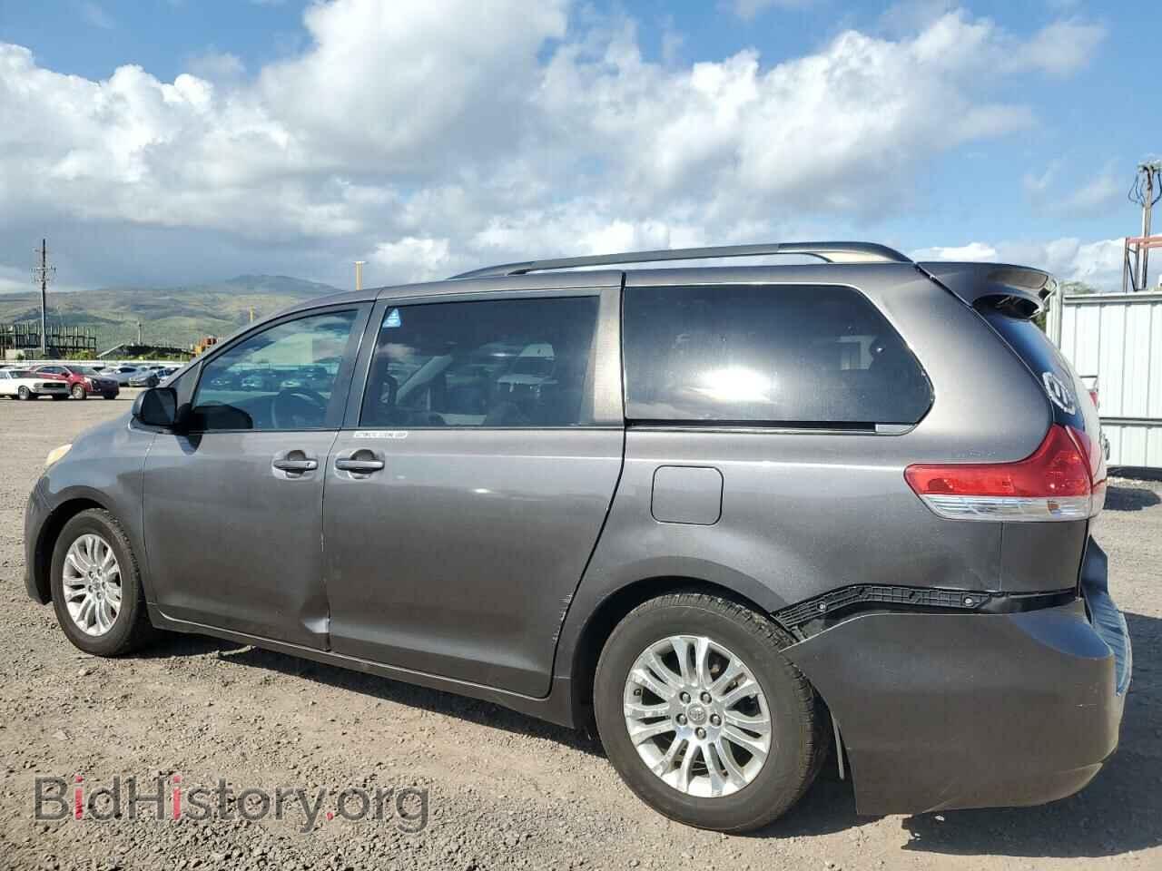 2012 TOYOTA All Models - VIN: 5TDYK3DCXCS182617 - Фото 2