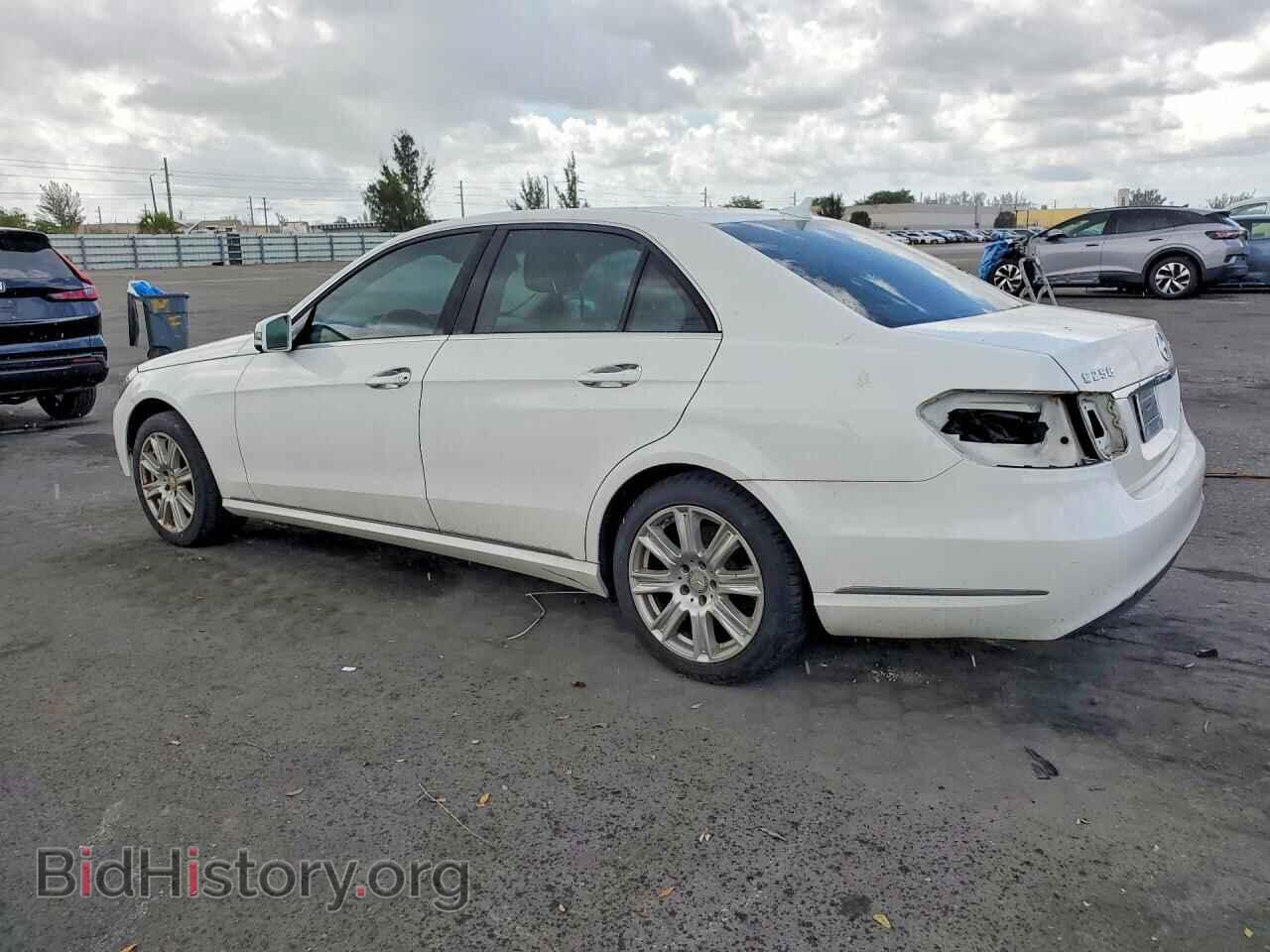 2014 MERCEDES-BENZ E-CLASS - VIN: WDDHF0EB7EA900381 - Фото 2