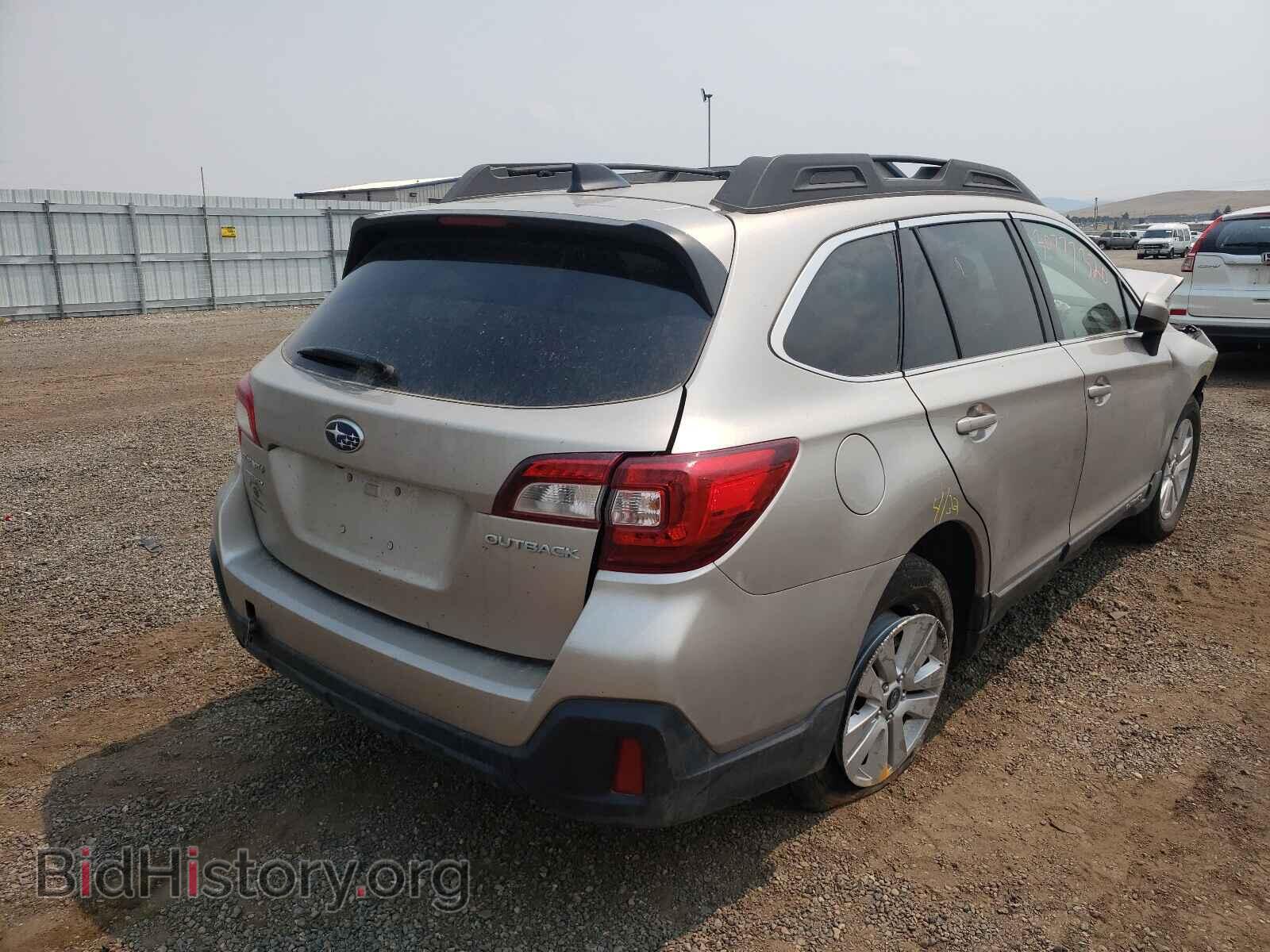 2019 SUBARU OUTBACK - VIN: 4S4BSAFC7K3303932 - Фото 4