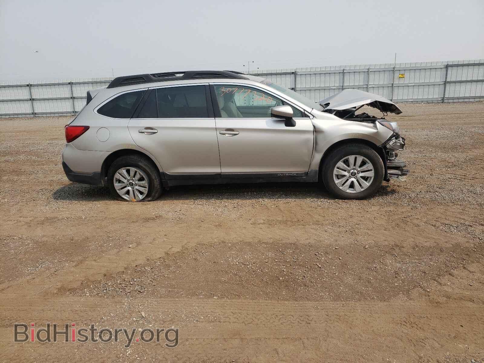 2019 SUBARU OUTBACK - VIN: 4S4BSAFC7K3303932 - Фото 9
