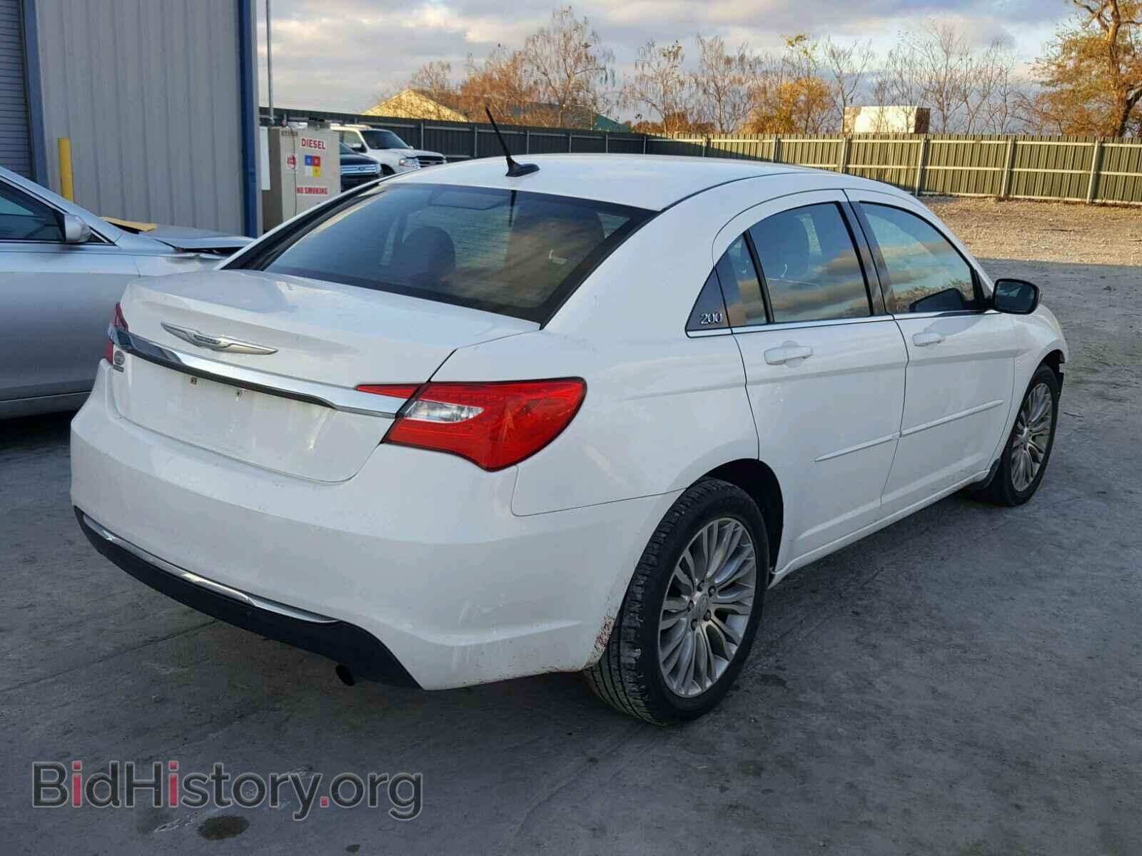 2012 CHRYSLER 200 - VIN: 1C3CCBAB6CN191841 - Фото 4