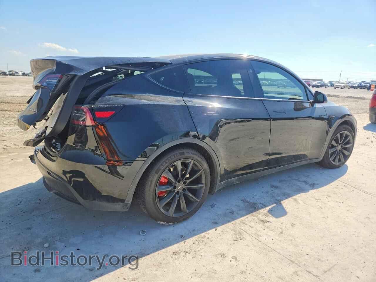 2024 TESLA MODEL Y - VIN: 7SAYGDEF7RF037406 - Фото 3