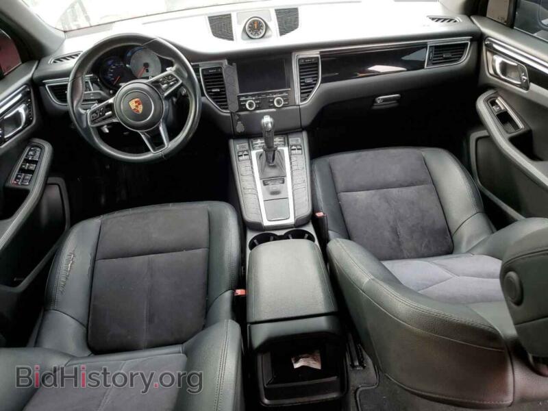 2015 Porsche MACAN (VIN WP1AB2A59FLB64051) — photo 8 of 12