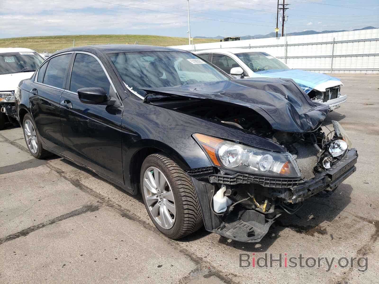 Photo 1HGCP2F77BA010659 - HONDA ACCORD 2011