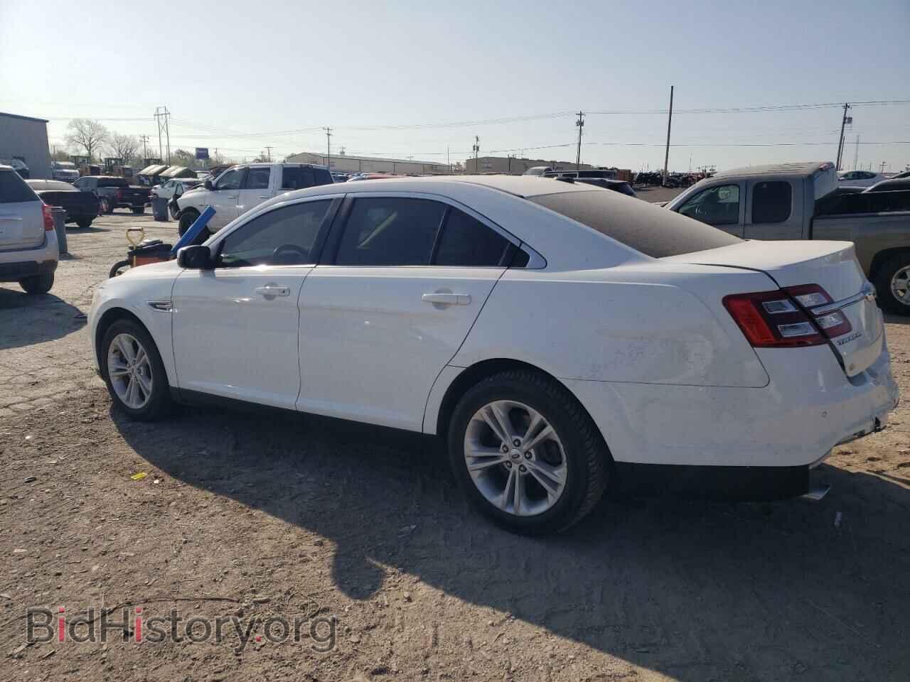 2019 FORD TAURUS - VIN: 1FAHP2E80KG100947 - Фото 2