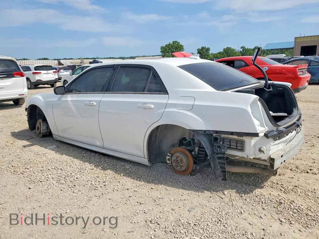 2023 CHRYSLER 300 - VIN: 2C3CCABT9PH561213 - Фото 2