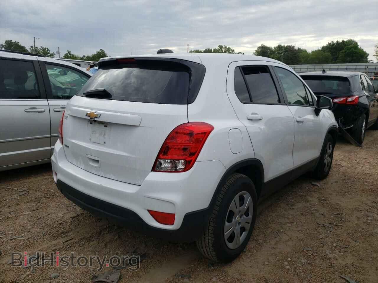 2018 CHEVROLET TRAX - VIN: 3GNCJKSBXJL202604 - Фото 4