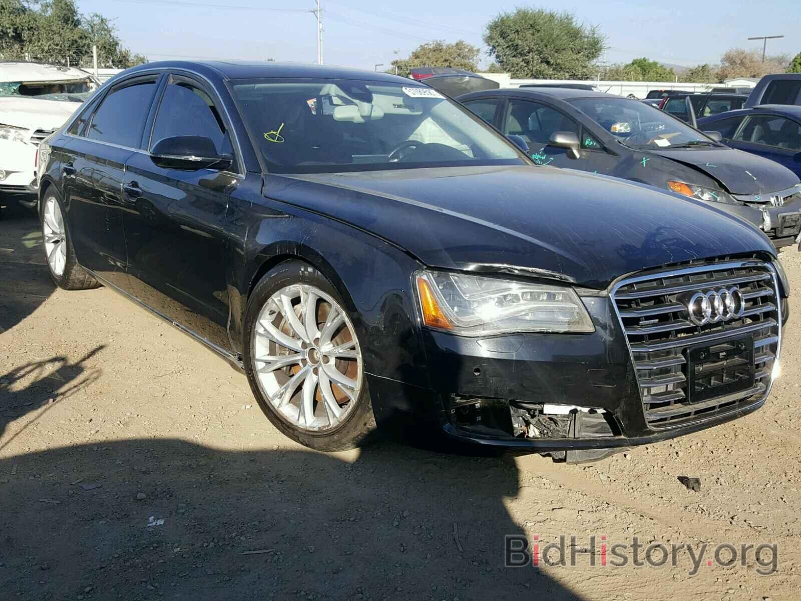 Photo WAURVAFDXCN023895 - AUDI A8 2012