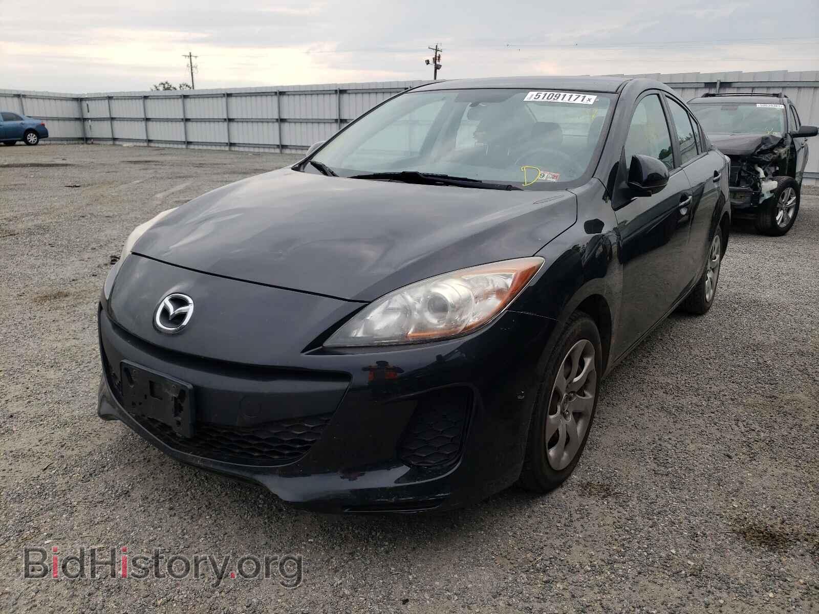 2013 MAZDA 3 - VIN: JM1BL1TG1D1748030 - Фото 2