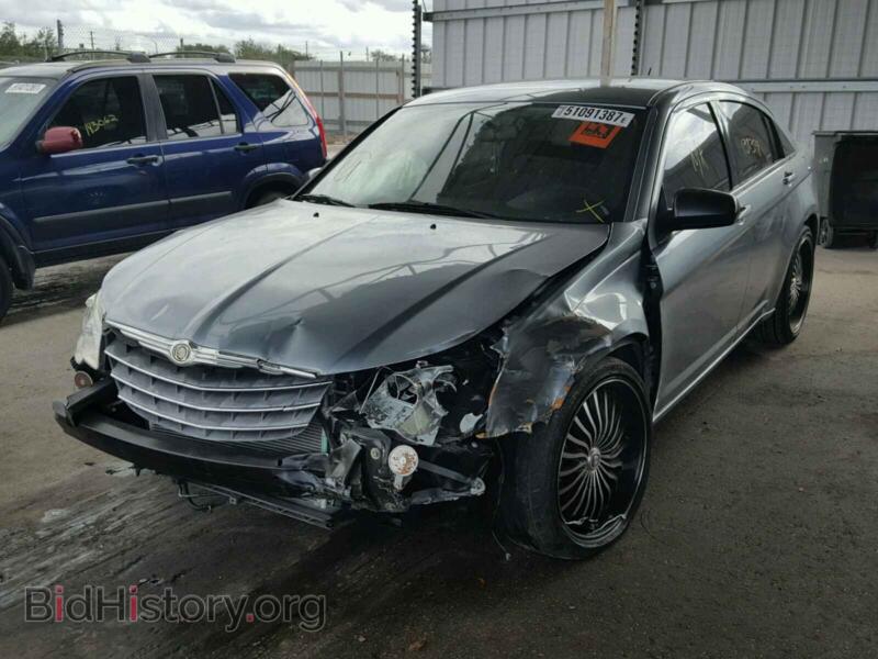 2010 Chrysler SEBRING (VIN 1C3CC4FB6AN123718) — фото 2 из 10