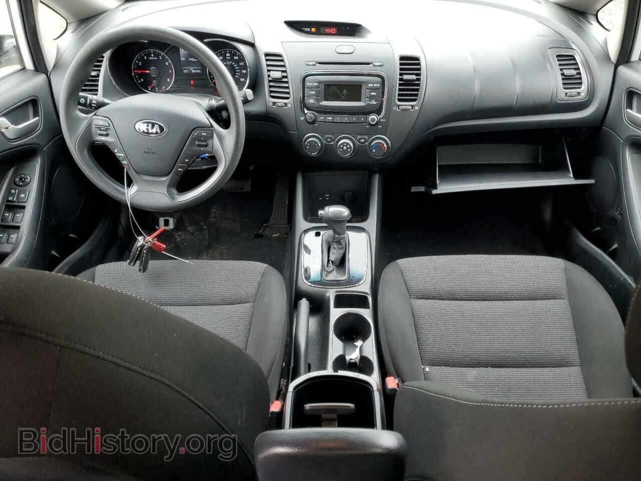 2017 KIA FORTE - VIN: 3KPFK4A74HE066075 - Фото 8