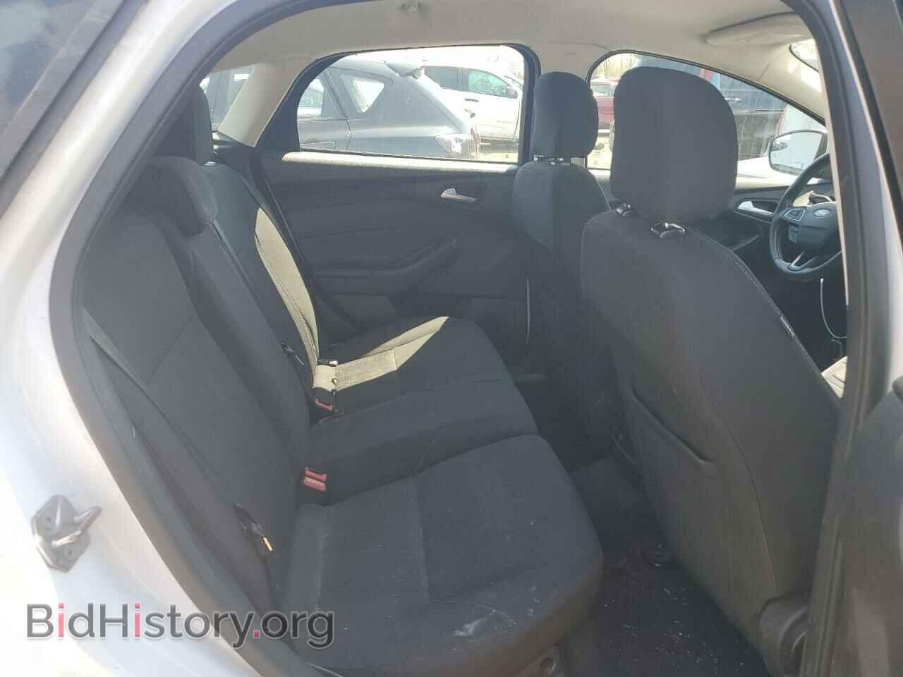 2017 FORD FOCUS - VIN: 1FADP3K28HL204364 - Фото 10
