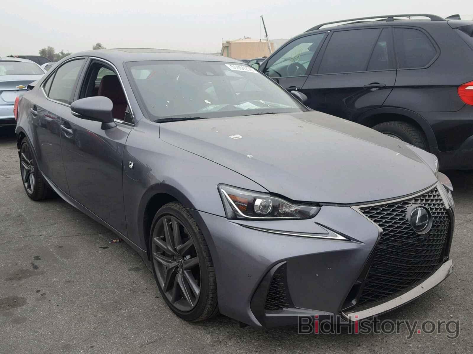 Photo JTHBA1D28J5071893 - LEXUS IS 2018