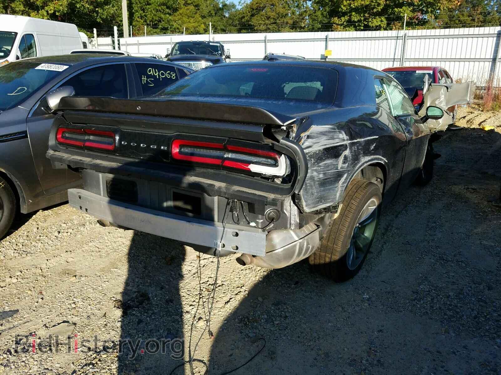2019 DODGE CHALLENGER - VIN: 2C3CDZAG4KH686306 - Фото 4