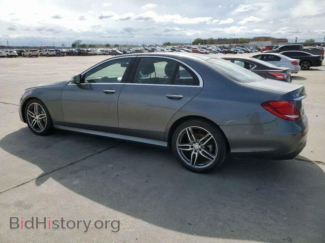 2017 MERCEDES-BENZ E-CLASS - VIN: WDDZF4JB6HA220316 - Фото 2