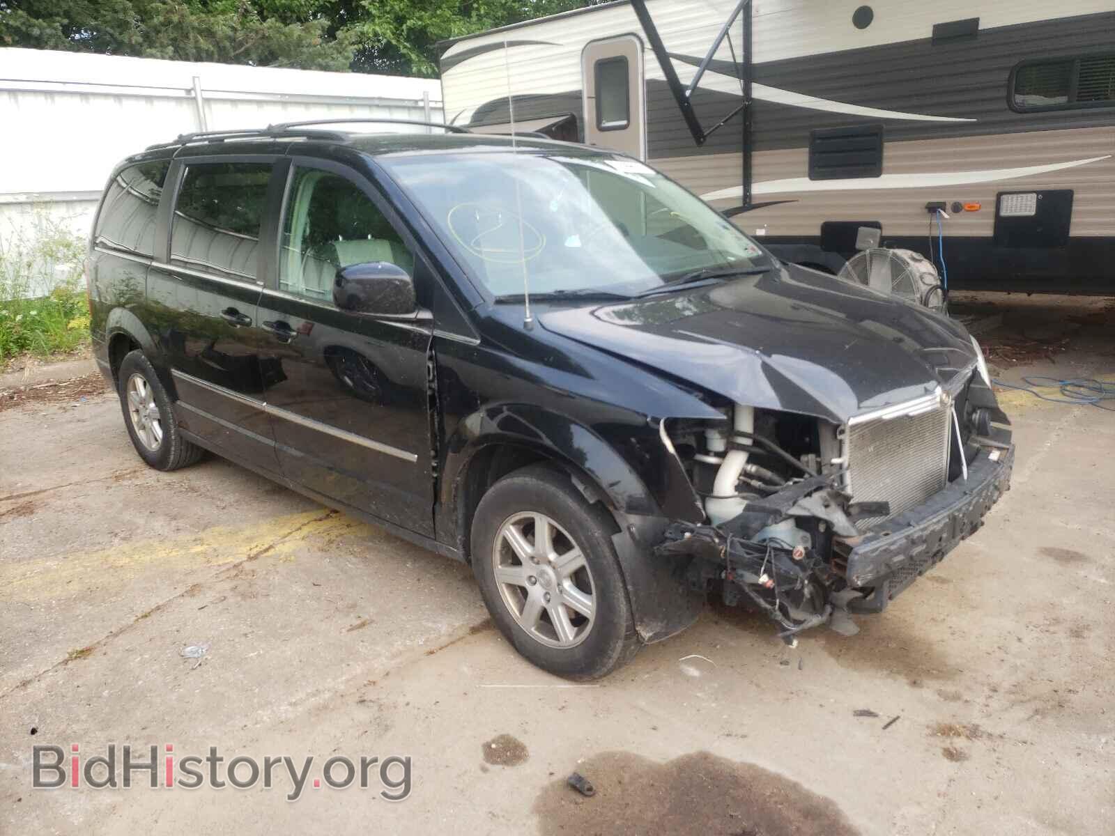 Photo 2A4RR8DX5AR449985 - CHRYSLER MINIVAN 2010