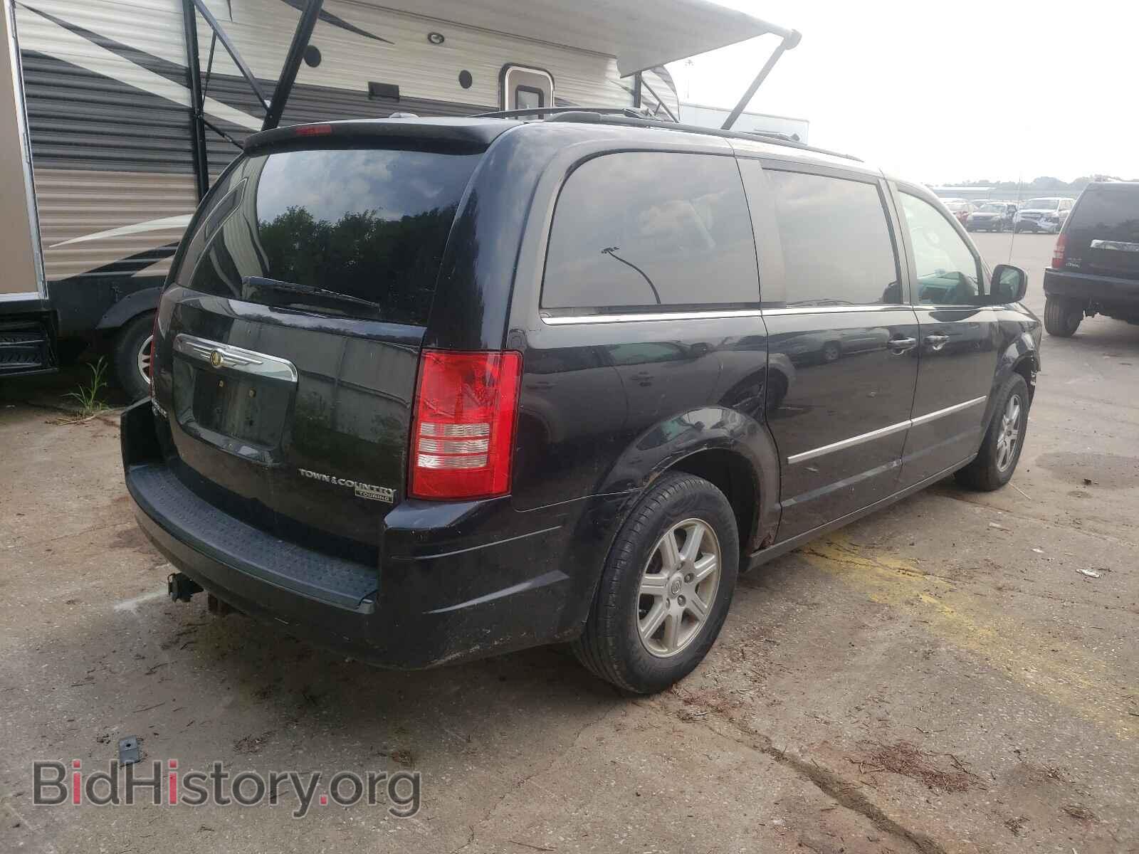 2010 CHRYSLER MINIVAN - VIN: 2A4RR8DX5AR449985 - Photo 4