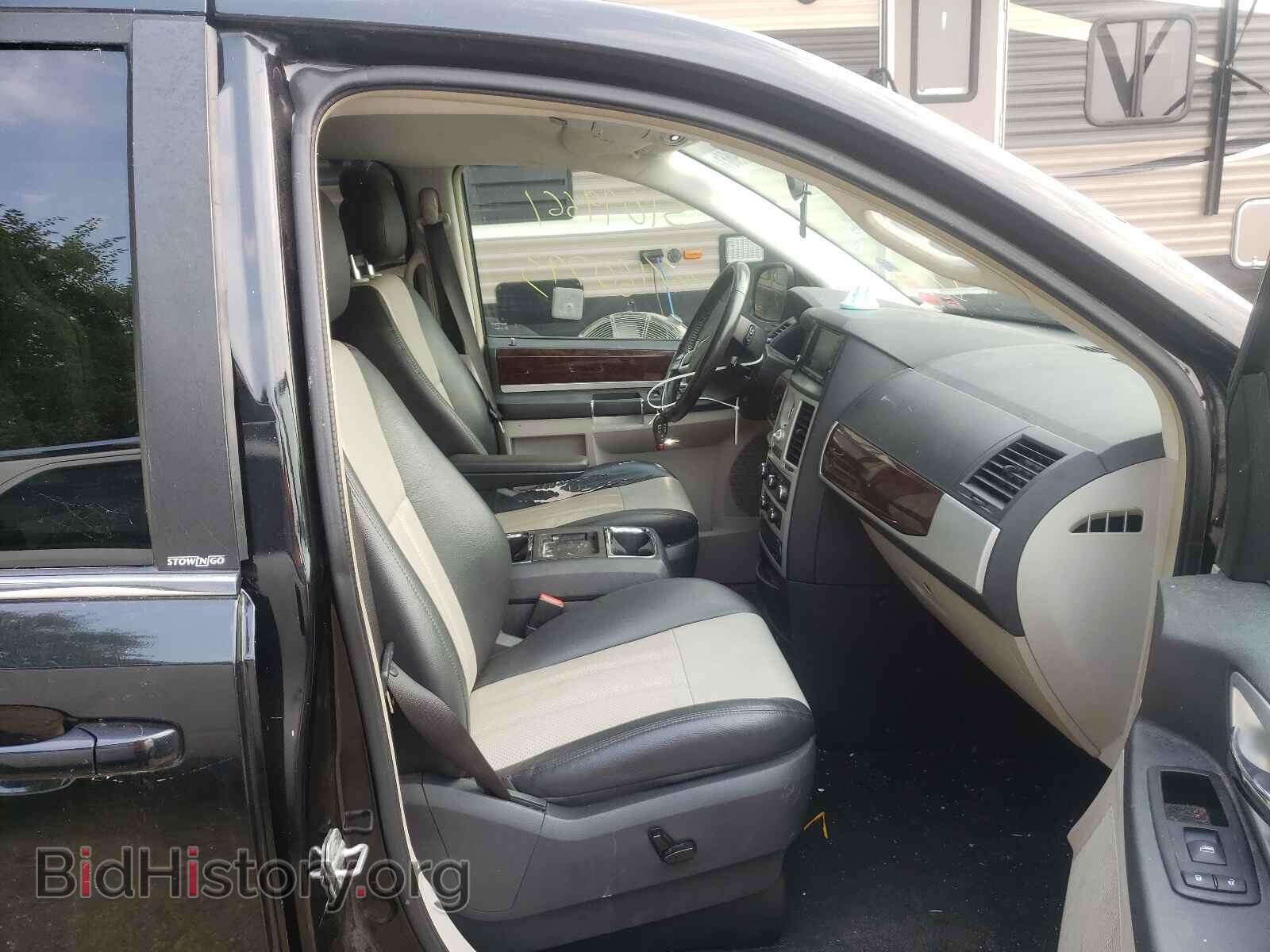 2010 CHRYSLER MINIVAN - VIN: 2A4RR8DX5AR449985 - Photo 5