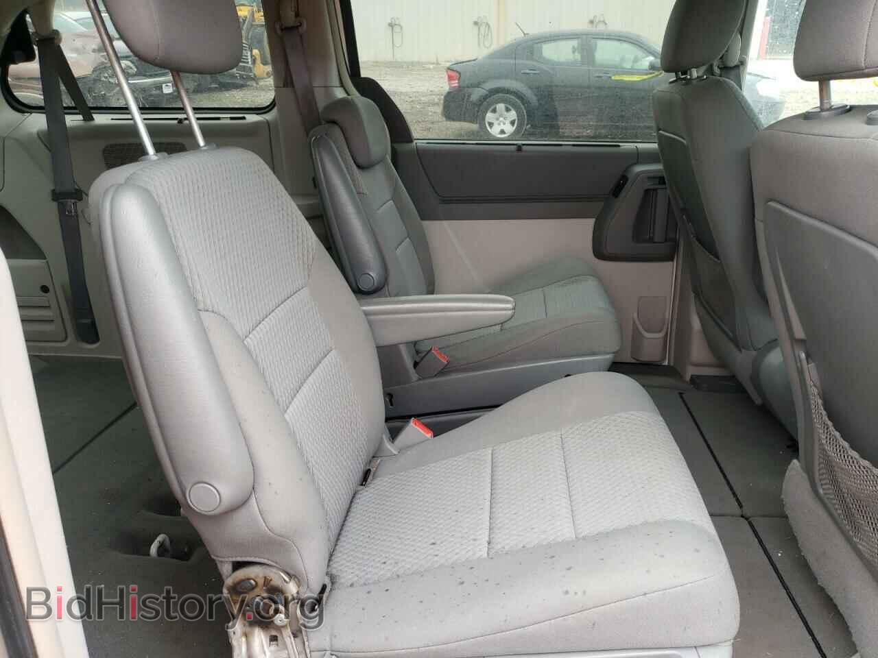 2010 CHRYSLER MINIVAN - VIN: 2A4RR5D18AR240136 - Photo 6