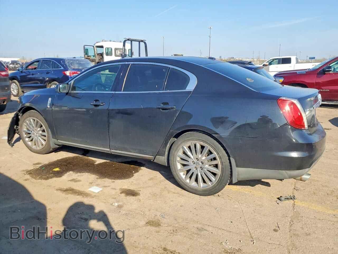 2011 LINCOLN MKS - VIN: 1LNHL9FT5BG603015 - Фото 2