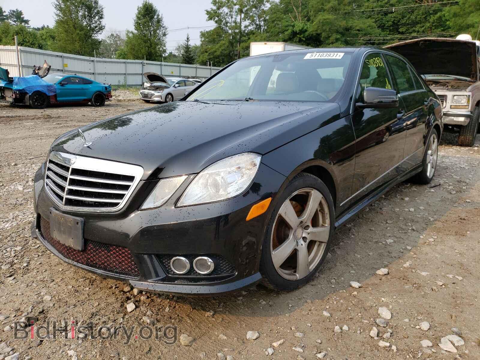 2010 MERCEDES-BENZ E-CLASS - VIN: WDDHF8HB2AA257443 - Фото 2