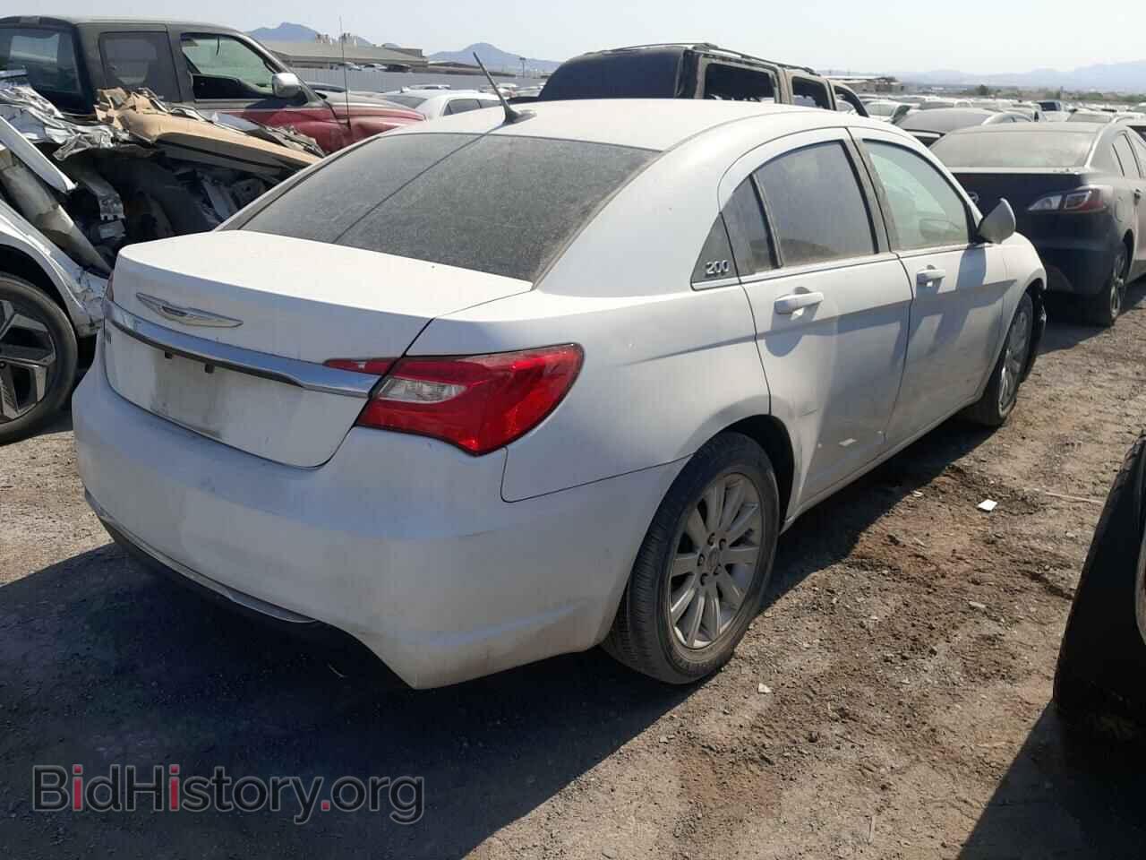 2013 CHRYSLER 200 - VIN: 1C3CCBBG2DN556320 - Фото 3