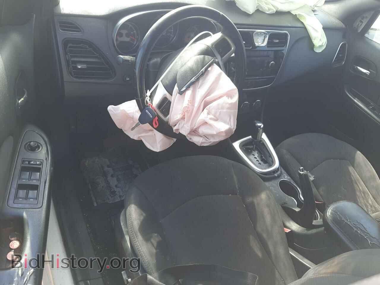 2013 CHRYSLER 200 - VIN: 1C3CCBBG2DN556320 - Фото 8