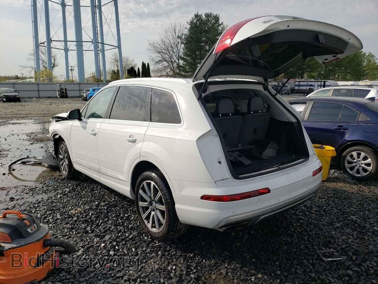 2018 AUDI Q7 - VIN: WA1LAAF72JD047653 - Фото 2