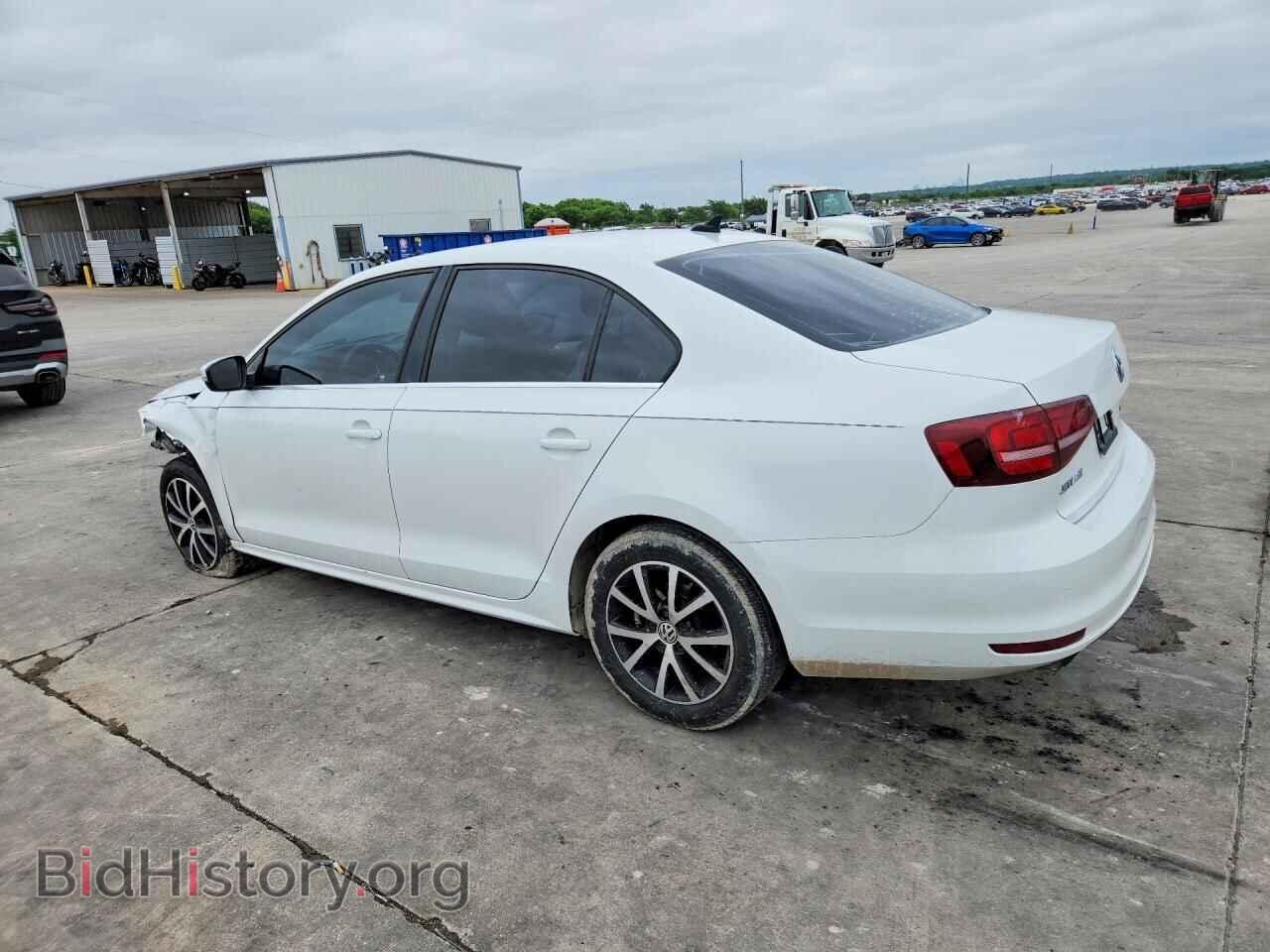 2017 VOLKSWAGEN JETTA - VIN: 3VWDB7AJXHM336269 - Фото 2