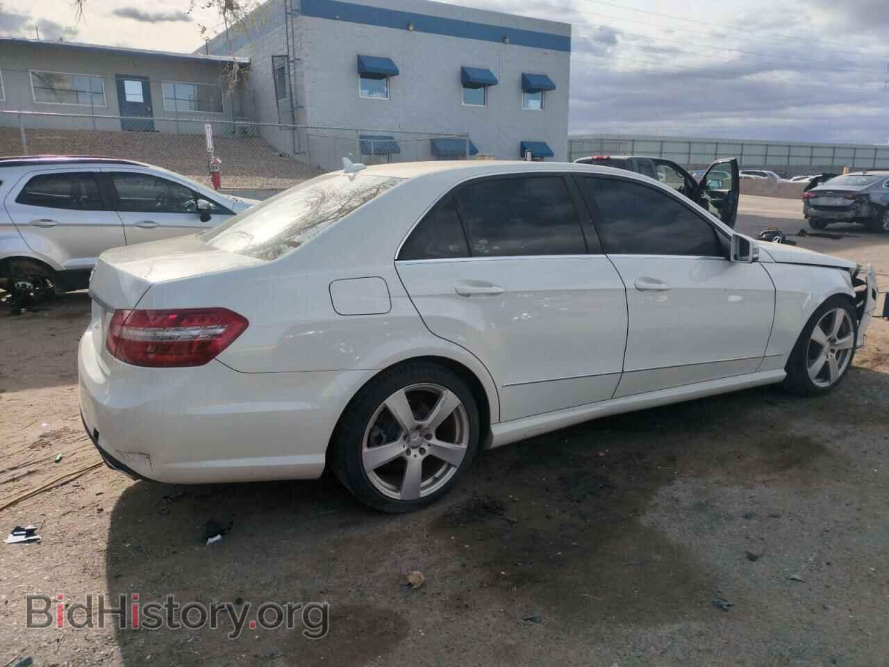 2011 MERCEDES-BENZ E-CLASS - VIN: WDDHF5GB4BA293796 - Фото 3