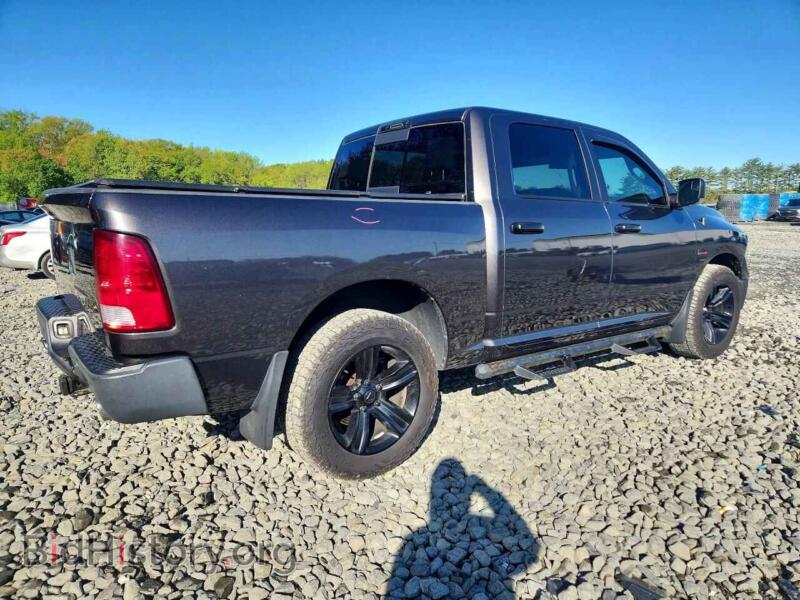 2017 RAM 1500 (VIN 3C6RR7LT0HG593689) — photo 3 of 12