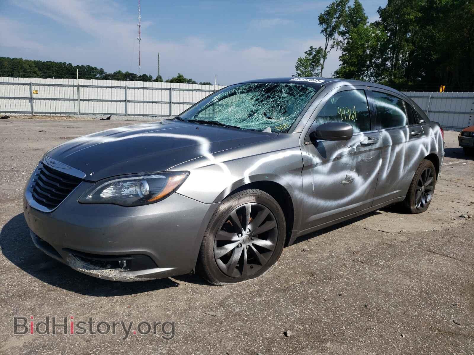 2013 CHRYSLER 200 - VIN: 1C3CCBCG7DN706906 - Фото 2