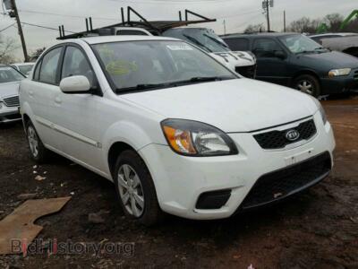 2011 Kia RIO BASE, белый — VIN KNADH4A32B6959830, Copart