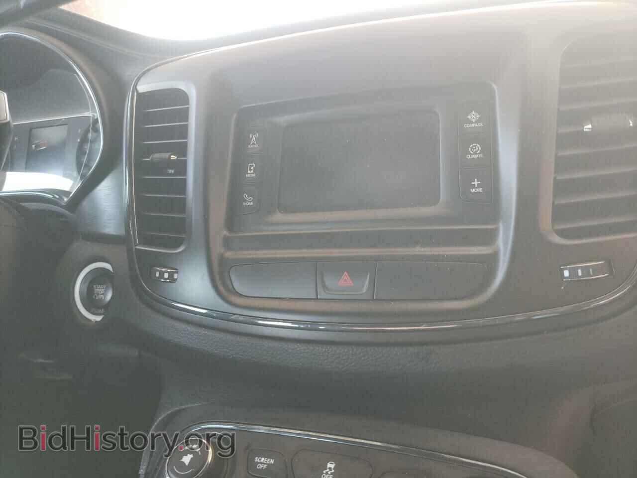 2016 CHRYSLER 200 - VIN: 1C3CCCBB4GN111477 - Фото 9