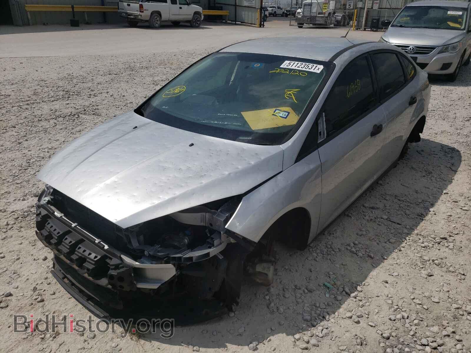 2017 FORD FOCUS - VIN: 1FADP3E29HL202120 - Фото 2