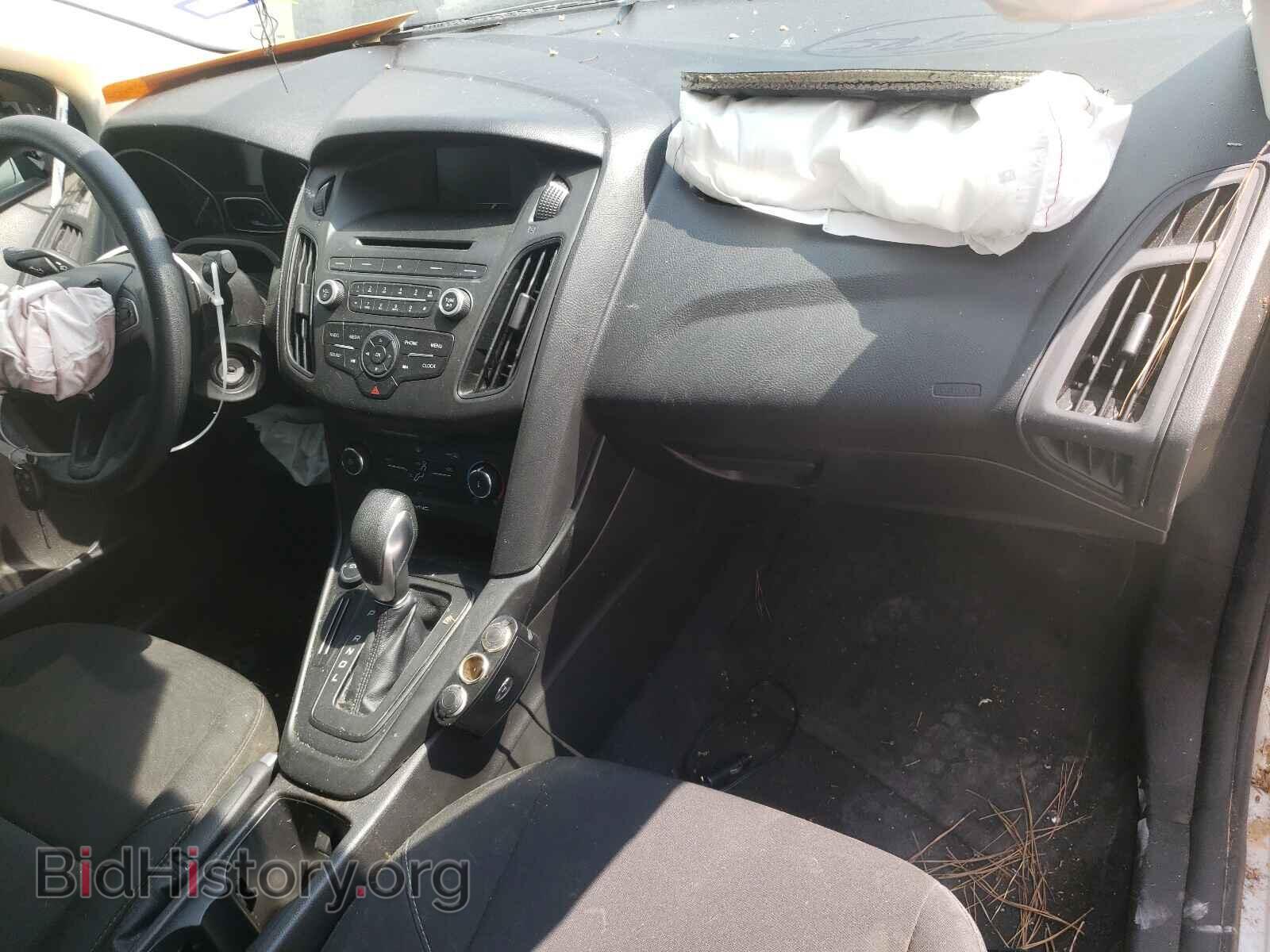 2017 FORD FOCUS - VIN: 1FADP3E29HL202120 - Фото 9