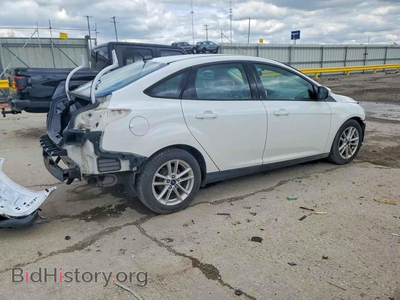 2017 FORD FOCUS - VIN: 1FADP3F2XHL309515 - Photo 3