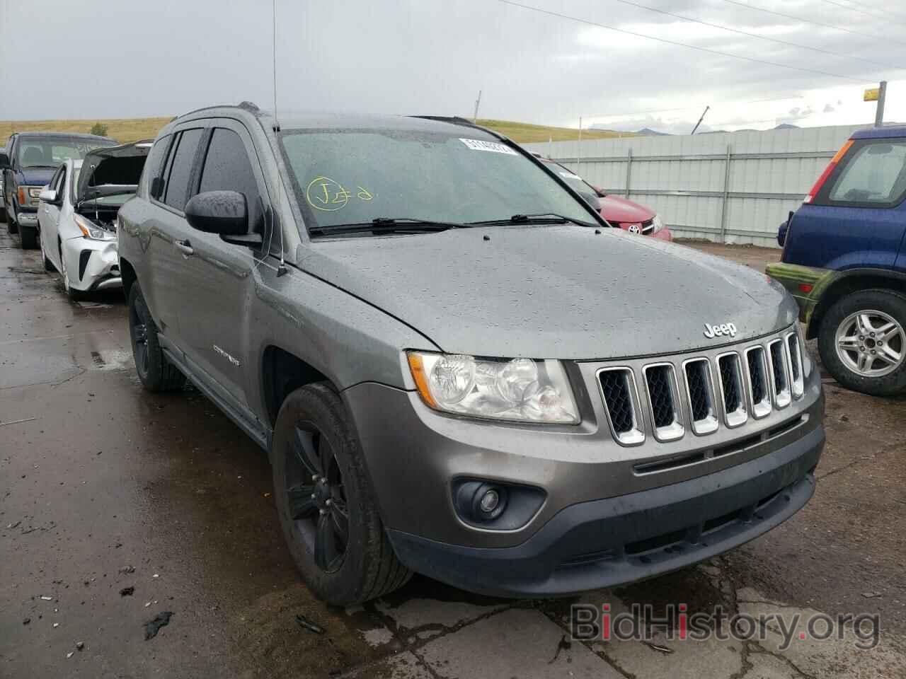 Фотография 1J4NT1FA4BD260491 - JEEP COMPASS 2011