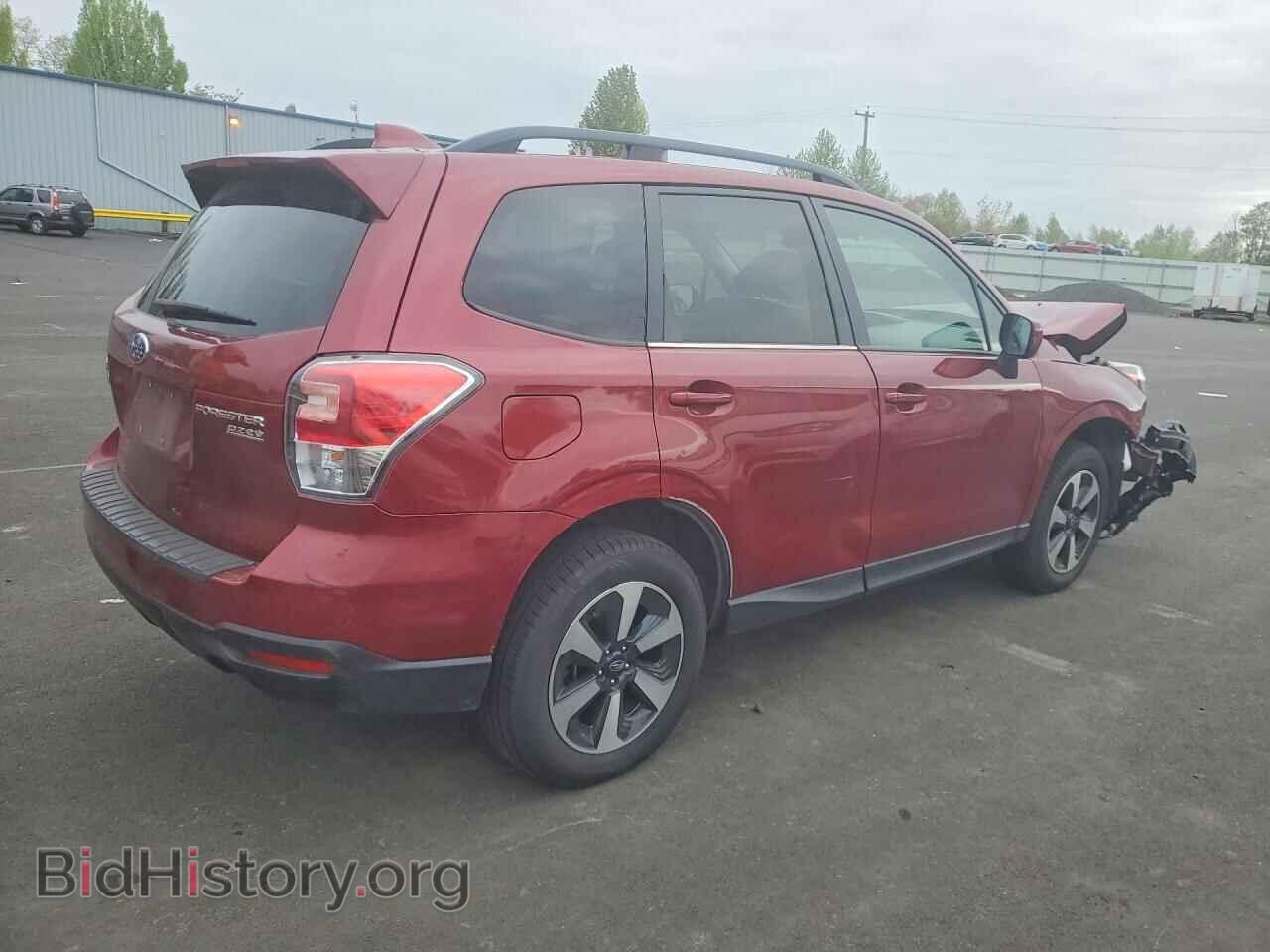 2017 SUBARU FORESTER - VIN: JF2SJAEC8HH586573 - Фото 3