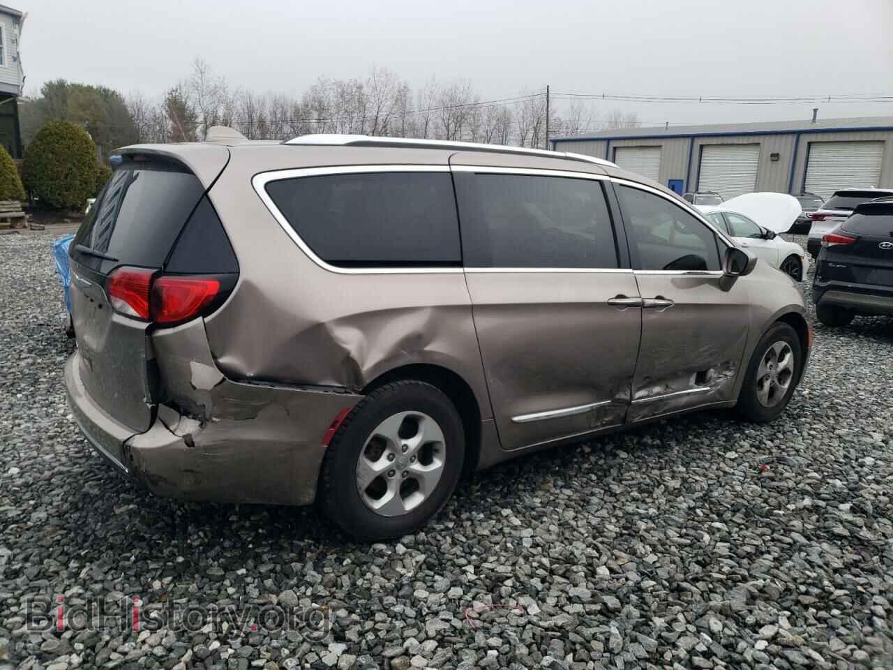 2017 CHRYSLER PACIFICA - VIN: 2C4RC1EG8HR559579 - Фото 3
