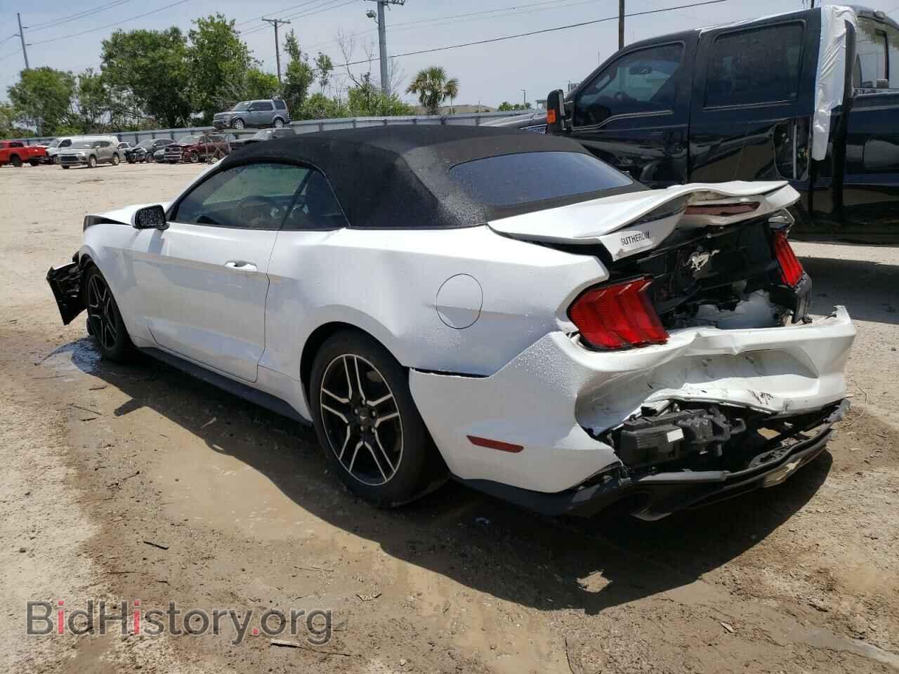 2019 FORD MUSTANG - VIN: 1FATP8UH5K5142072 - Фото 2