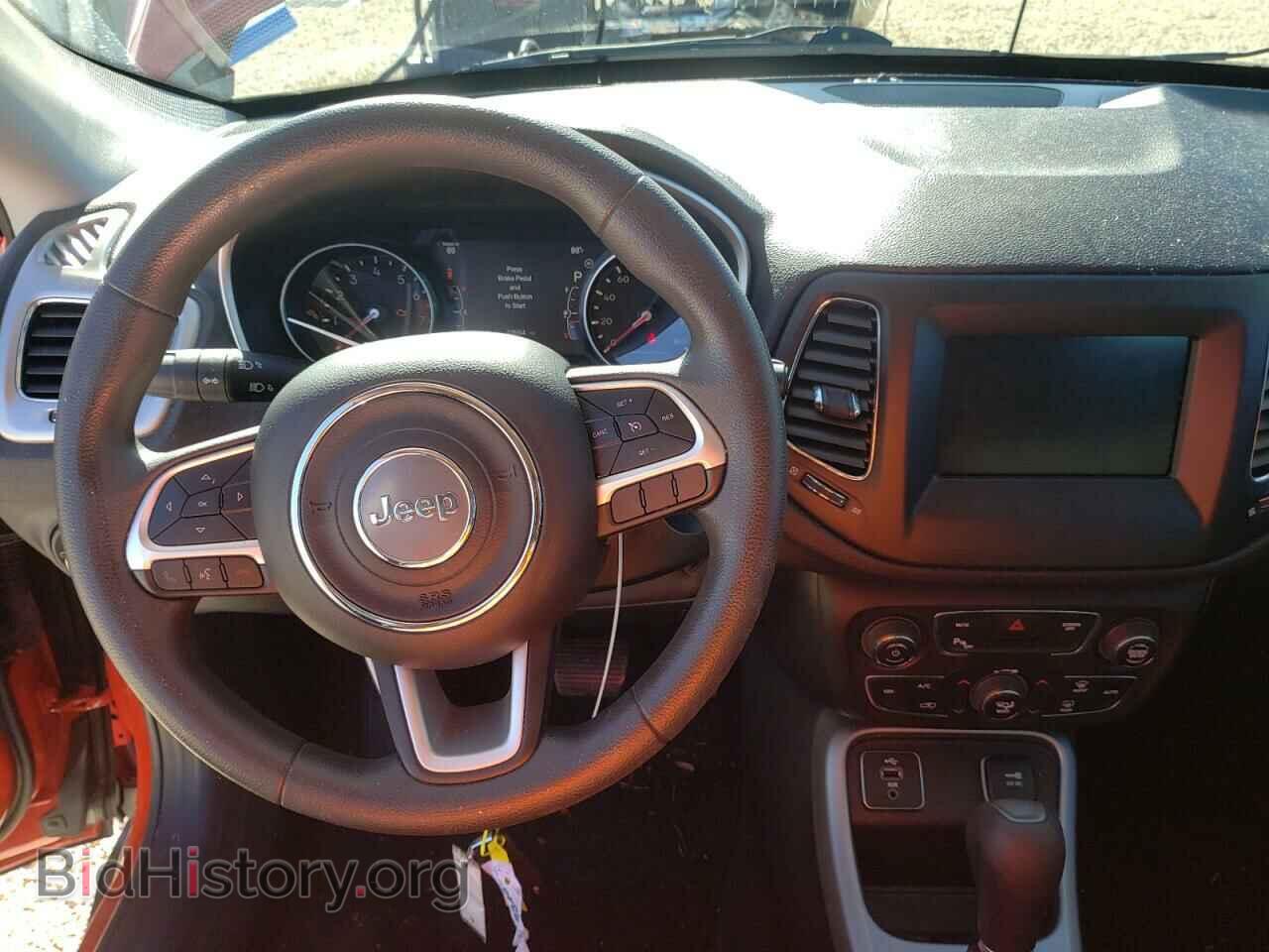 2018 JEEP COMPASS - VIN: 3C4NJCAB0JT368770 - Фото 9