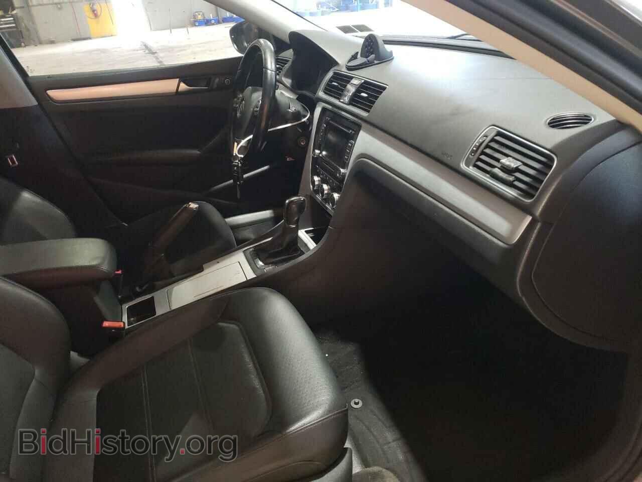 2012 VOLKSWAGEN PASSAT - VIN: 1VWBP7A32CC047116 - Фото 5