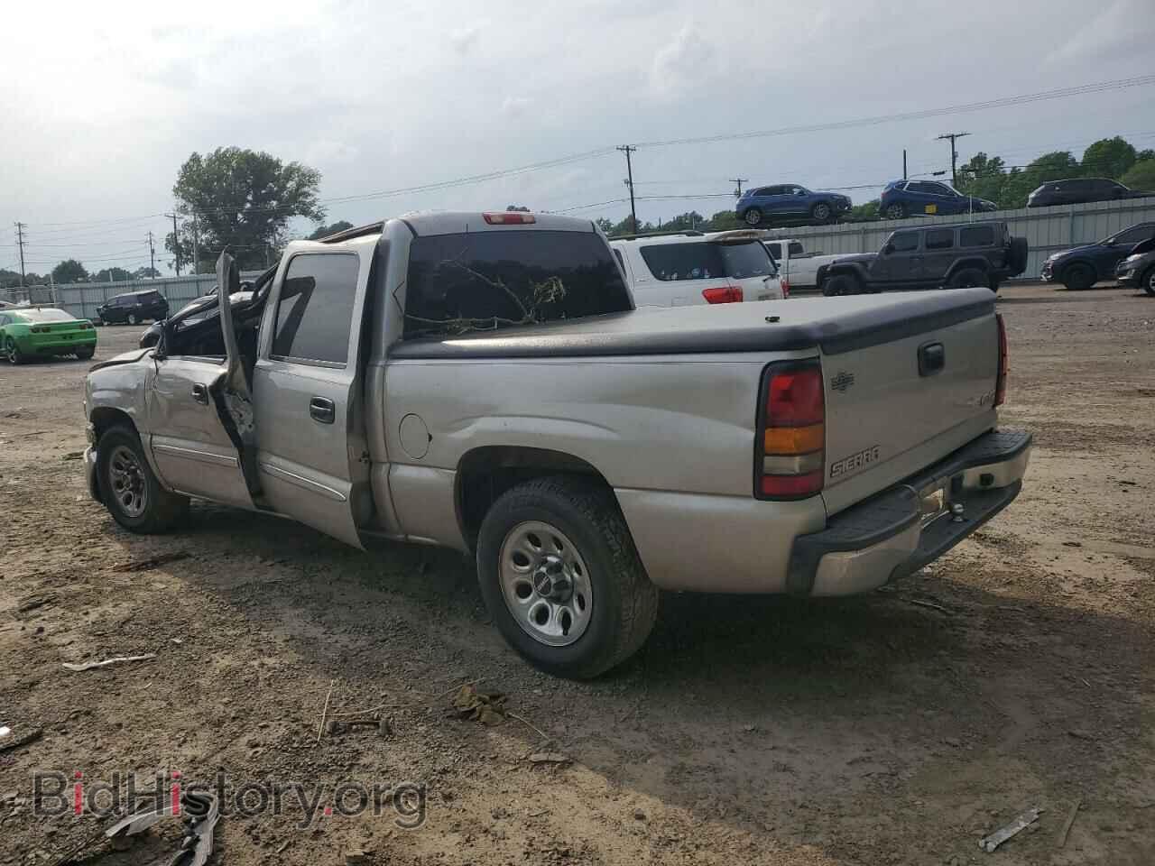 2007 GMC SIERRA - VIN: 2GTEC13VX71138508 - Photo 2