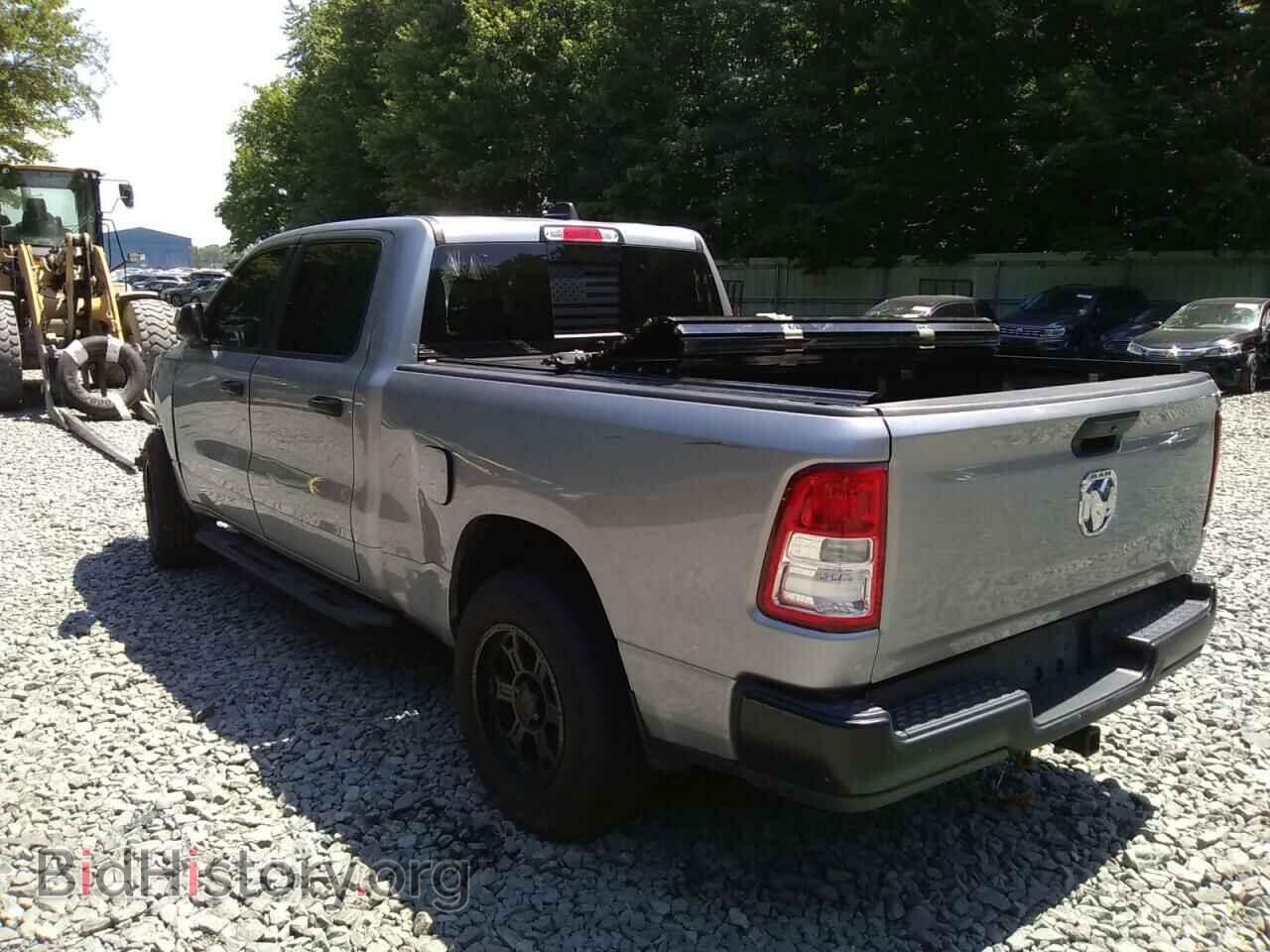 2019 RAM 1500 - VIN: 1C6SRFNT5KN630873 - Фото 3